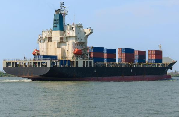 寧波海運成為連接全球各地的重要橋梁，促進(jìn)了經(jīng)濟(jì)繁榮與文化交流