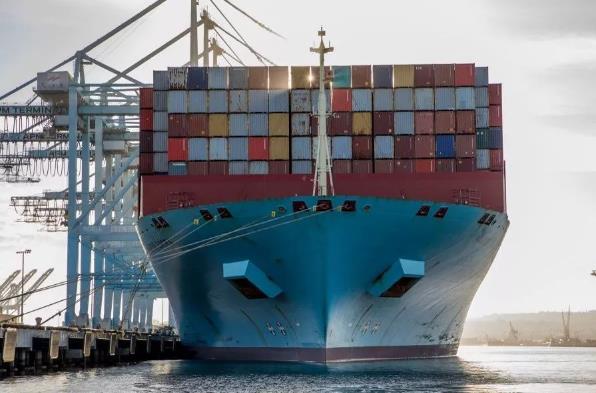 英國(guó)國(guó)際貨代行業(yè)的特點(diǎn)、挑戰(zhàn)和未來(lái)趨勢(shì)是怎樣的？