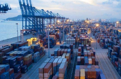 上海國際物流公司正以其決心和勇氣，探索著物流行業(yè)的新未來